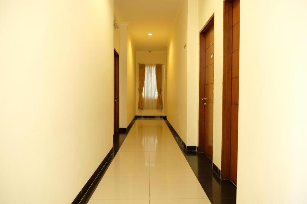 โอโย 1616 โฮเต็ล เซ็นทรัล ซิตี้ 2 Hotel ตันจุงปันดัน ภายนอก รูปภาพ