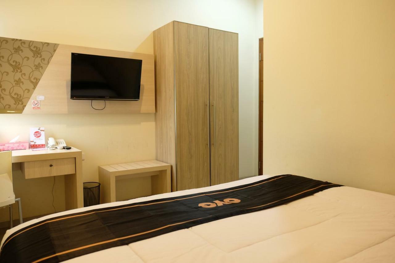 โอโย 1616 โฮเต็ล เซ็นทรัล ซิตี้ 2 Hotel ตันจุงปันดัน ภายนอก รูปภาพ