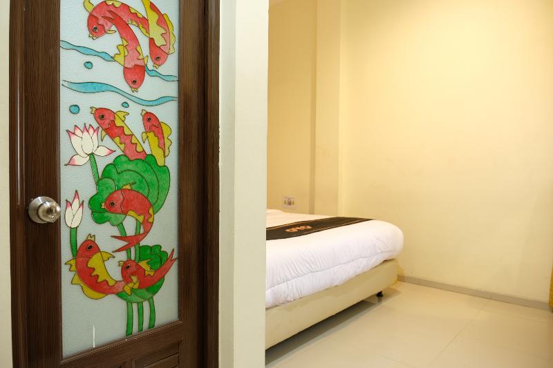 โอโย 1616 โฮเต็ล เซ็นทรัล ซิตี้ 2 Hotel ตันจุงปันดัน ภายนอก รูปภาพ